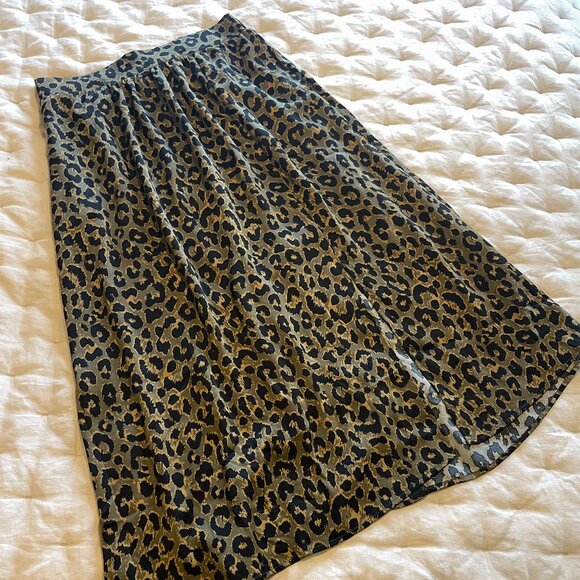 Vero Moda Leopard midi skirt with POCKETS :) - Picture 1 of 5